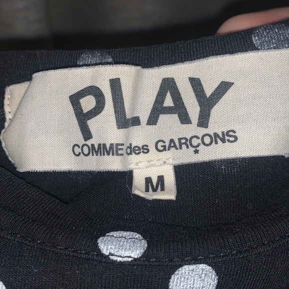 Comme Des Garçons Play
polka dot long sleeve - Picture 6 of 6